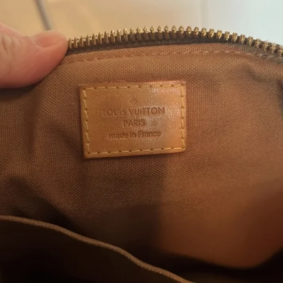 LOUIS VUITTON PALERMO PM WITH CROSSBODY STRAP - Picture 3 of 10